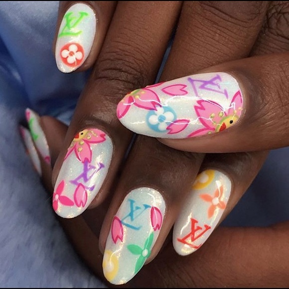 Nail decorating custom designs “Gucci Garden” - Picture 6 of 7